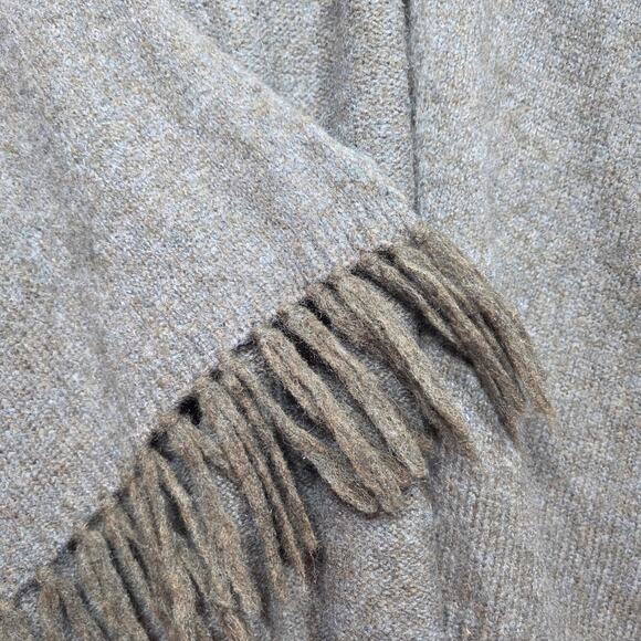 Spartina 449 Gray Fringe Alpaca Wool Shawl Poncho - Picture 5 of 8